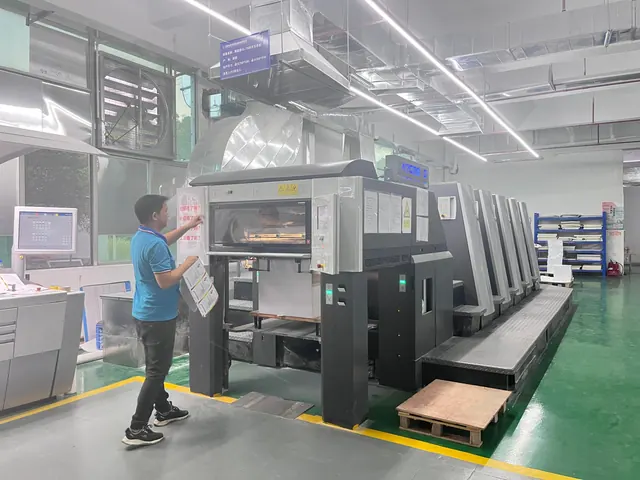 Wine and spirits packaging, made on this machine